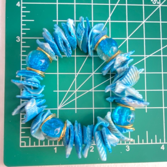 Stretch Bracelet Ocean Blues Faux Sea Shell Beads - Picture 8 of 8